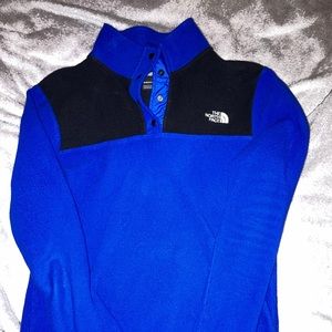 North face pullover